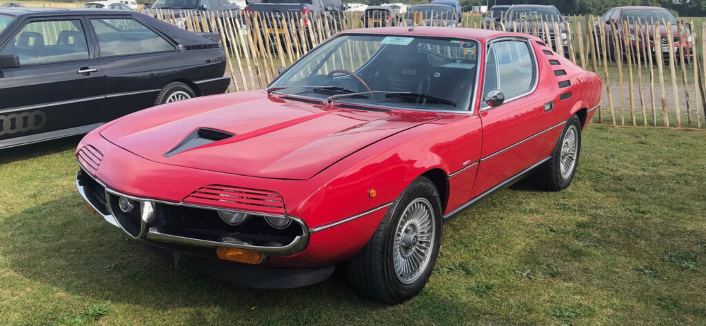 Alfa Romeo Montreal