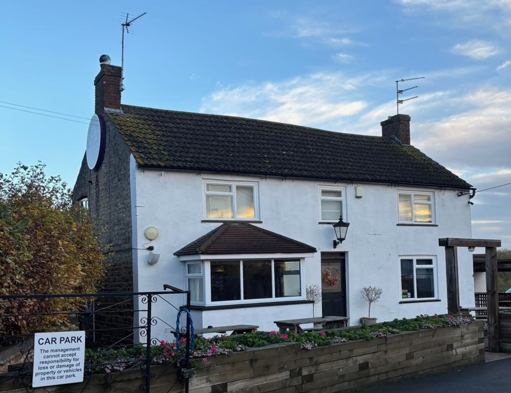 The Lilacs Public House, Isham